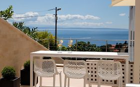Modena Maris-Heated Pool-Grill-Relax-Jacuzzi Apartments